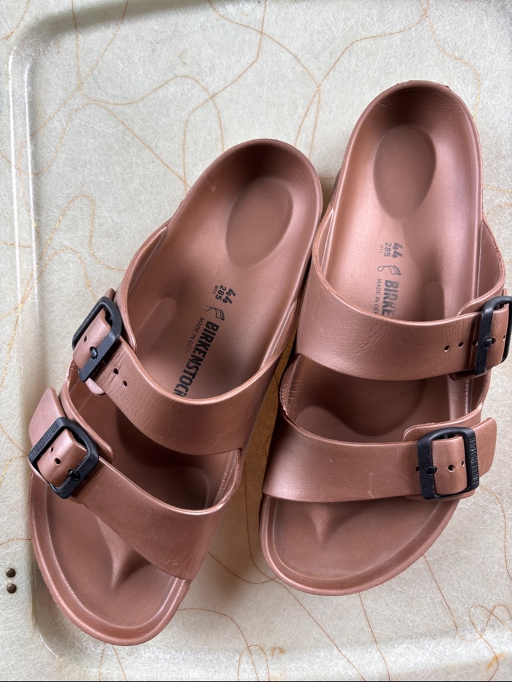 Birkenstock EVA Arizona size 44 - Gold